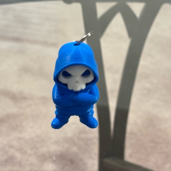 3D Printed 2 SET Skull Hoodie Keychains. Pick colors. - Picture 4 of 5